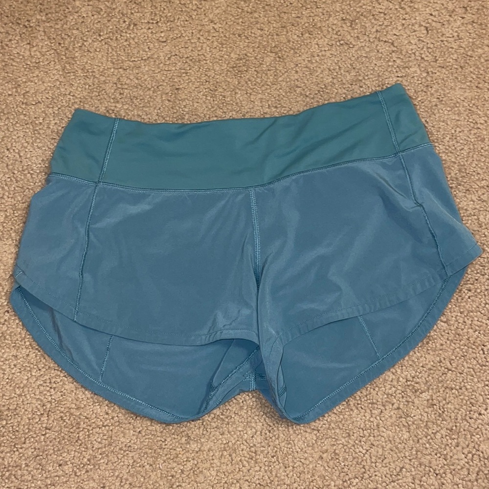 BLUE LULULEMON SPEED UP SHORTS